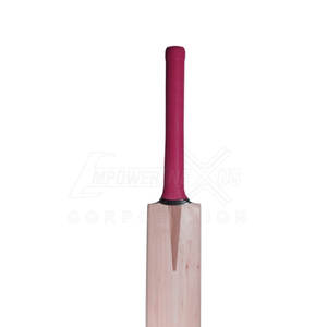 Bâtons de cricket en bois légers et écologiques fabriqués au Pakistan par HN Impex HNI-CB-10, équipement sportif personnalisé avec logo, en vente - Product Image 5