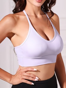 Soutien-gorge de sport élégant à bretelles réglables pour femme, décolleté plongeant, vêtement d'exercice athleisure, crop top, marque privée - Product Image 3