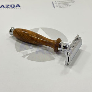 Rasoir de sécurité à double tranchant avec manche en bois de qualité supérieure, rasoir manuel classique en acier inoxydable pour hommes - Product Image 2