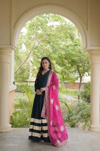 Ensemble Anarkali traditionnel pour femme en rayonne, longueur ras du sol, avec dupatta rose, style Inde Pakistan, extensible et infroissable, idéal pour les mariages - Product Image 5