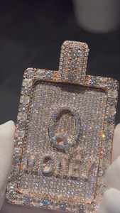 Collar Personalizado con Nombre Rectangular Estilo Hip Hop para Hombre, Chapado en Oro Rosa con Diamantes Moissanite - Product Image 5