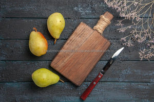 Tabla de cortar de madera maciza rústica personalizable, herramienta de cocina ecológica para picar verduras y servir - Product Image 3