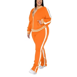 Logo personnalisé grande taille ensemble deux pièces pour femmes survêtement fermeture éclair rayé haut pantalon de survêtement ensemble de jogging Logo personnalisé deux pièces ensemble pour femmes 2026 - Product Image 1