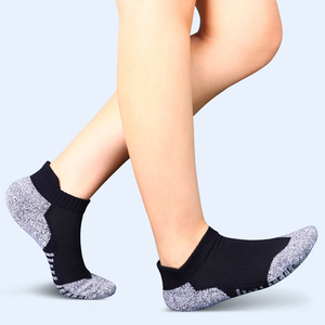 Best Material With Good Quality Casual Fashion Men Socks Factory Price Custom Wholesale Logo Sports Man Socks - Product Image 1