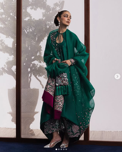 SADIA AUN HUTE COUTURE Emerald Green <b>Silk</b> Salwar Kameez Beaded Embroidery Floor Length Traditional Wear Women India Pakistan - Product Image 1