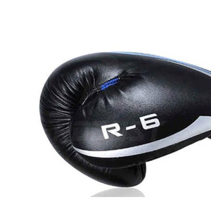 Guantes de Boxeo Profesionales ROBUST INDUSTRIES de Cuero Genuino Antideslizantes para Adultos, Personalizables, para Entrenamiento - Product Image 5