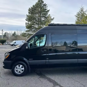 Venta de Fábrica: Sprinter 2500 Usado del 2015 con Techo Alto - Product Image 1