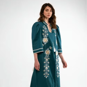 เดรสยาวปักลายดอกไม้สไตล์โบฮีเมียน ผ้าฝ้าย สีเขียวอมฟ้า แขนสามส่วน สไตล์วินเทจ ลายชนเผ่า สำหรับผู้หญิง - Product Image 1