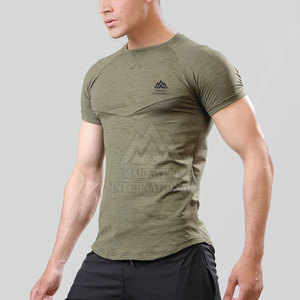 Camisetas de gimnasio transpirables para hombre, hechas a medida, en stock, hechas con el mejor material, hechas en Pakistán. - Product Image 3