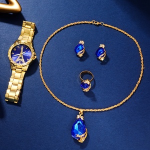 Ensemble de bijoux 4 pièces, montre pour femme, montre à quartz Tour Eiffel, montre-bracelet en acier de luxe - Product Image 6