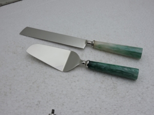 ชุดมีดเค้กสแตนเลส 2 ชิ้น รูปทรงสี่เหลี่ยมผืนผ้า ล้างมือเท่านั้น - Product Image 4