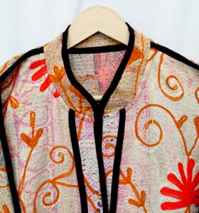 Veste Kantha en coton brodée à la main, à rayures tricotées et peintes, multicolore, manches longues, design asymétrique, vêtements d'extérieur pour femmes, printemps - Product Image 4