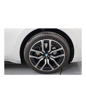 BMW Série 7 740i xDrive M Sport 2024, conduite à gauche, boîte automatique, 9 188 km - Product Image 5