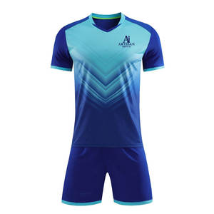 Dernier design, nouveau style, uniforme de football de qualité supérieure, couleur unie, uniforme de football en vente - Product Image 1