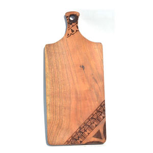 Tabla de cortar de madera rectangular con asa, acabado natural, diseño de hoja tallada, bloque de corte para cocina, utensilios de cocina, decoración para mesa. - Product Image 4