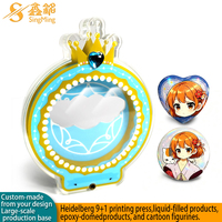 Boîte de rangement en acrylique de haute qualité pour badges d'anime personnalisés, avec logo sur mesure, motif dessin animé mignon, et support de figurine en acrylique à effet sable mouvant
