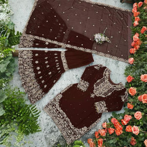 Ensemble traditionnel indien Sharara en faux georgette brodé pour les occasions festives et les occasions spéciales - Product Image 4