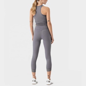 Ensemble de fitness pour femmes à prix avantageux : débardeur + leggings, style personnalisé, vêtements de sport actifs, respirant, respectueux de l'environnement - Product Image 4