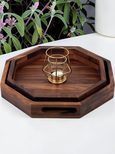 Plateau de service en bois artisanal Unicorn Handicrafts, durable, facile à nettoyer, finition naturelle, pour la restauration, la maison, les restaurants, les hôtels - Product Image 4