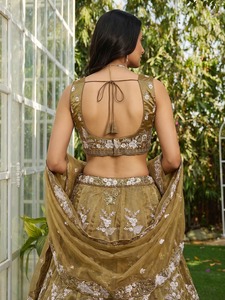 Embroidered <b>Lehenga</b> Set Wedding Dress Floral Beaded Bridal Outfit With Dupatta for Ceremony - Product Image 5