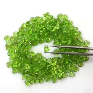 Pierre précieuse naturelle de péridot vert taille cœur, 6 mm, calibrée, pour la fabrication de bijoux - Product Image 5