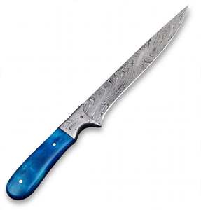 Couteau à filet en acier Damas artisanal avec manche en résine bleue, outil de découpe de cuisine - Product Image 3