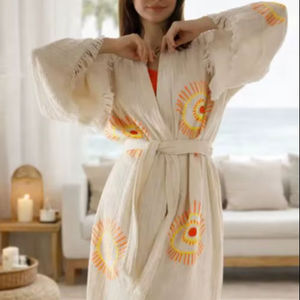 Kimono Estampado Colorido para Uso Diario, Hecho a Mano, para Niñas y Mujeres, Diseño Moderno con Ojo de Demonio - Product Image 1