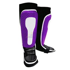 Protège-tibias en cuir personnalisés avec cadre métallique, légers, protection professionnelle pour le football, le soccer et le hockey pour adultes - Product Image 3