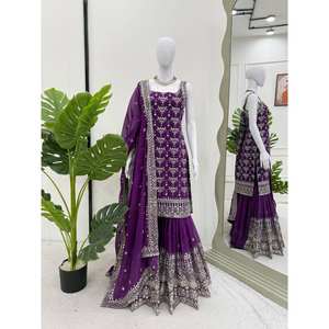 Conjunto de traje de diseñador para fiesta con hilo y secuencia de trabajo talla XL - Product Image 2