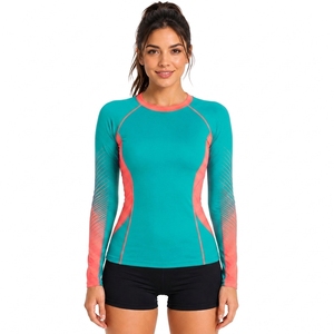 Rashguard de compression extensible de haute qualité pour femmes MMA, sur mesure, manches longues, écologique et respirant - Product Image 1
