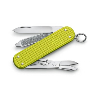 Couteaux de poche pliants multifonctionnels vert lime et argent avec poignée texturée, ciseaux, lime à ongles et porte-clés pour les voyages et l'usage quotidien - Product Image 4