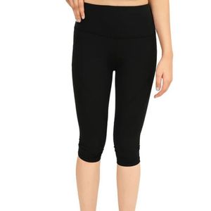 Women's <b>Black</b> <b>High</b> <b>Waist</b> Capri <b>Leggings</b> Knee Length Stretch Fitted Athletic Pants for Yoga Workout Running Fitness Training - Product Image 1
