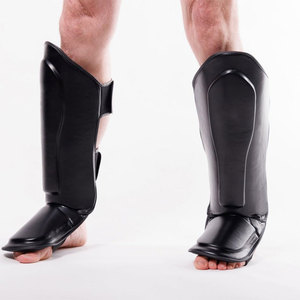 Protector de espinilla resistente con costuras reforzadas y uso duradero, protector de espinilla con forro suave, ajuste seguro y sensación ligera - Product Image 1