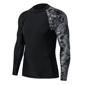 Maillot de bain Rashguard OEM ODM pour homme avec logo imprimé par sublimation, en Spandex, pour la gym, le surf et la plongée, avec protection UV 2026 - Product Image 4
