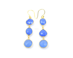 Boucles d'oreilles pendantes classiques et élégantes en calcédoine bleue, faites à la main, en laiton plaqué or 18 carats, pour mariage, fiançailles, femme - Product Image 1
