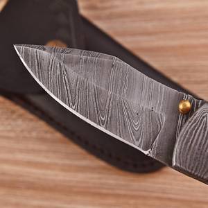 Couteau de poche EDC pliant artisanal en acier Damas avec verrouillage Liner Lock, couteau de chasse d'extérieur, lame à pointe clip en résine 0,5 mm - Product Image 2