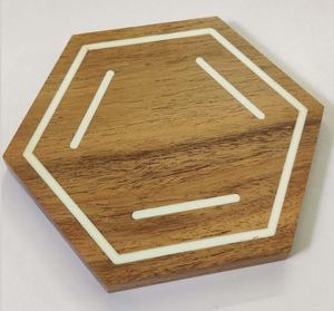 Sous-verre à thé hexagonal en résine de bois d'acacia de haute qualité Design classique meilleure finition polonaise pour la décoration de la maison sous-verre de tasse personnalisé - Product Image 2