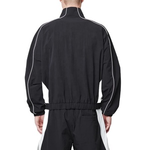 Chaqueta Deportiva Impermeable de Poliéster Personalizada de Secado Rápido con Bolsillos con Cremallera, Chaqueta Cortavientos Delgada con Estampado Personalizado para Gimnasio y Entrenamiento para Hombre - Product Image 4