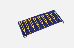 ชุดส้อมเสียงจักระใหม่เอี่ยม 7 จักระ+1 OM สำหรับบำบัดด้วยเสียง พร้อมค้อน - Product Image 2