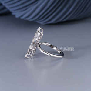 Anillo de Oro Rosa de 14 Quilates con Diamante Cultivado en Laboratorio con Corte Pera, Anillo de Boda de Lujo para Mujer con 6 Piedras de Calidad VS EF, 2.09ctw - Product Image 3