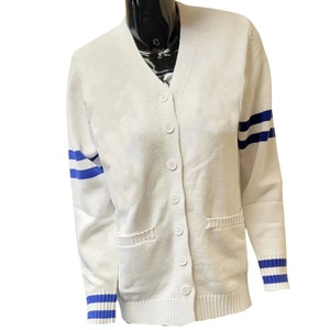 Cárdigan de punto unisex de manga larga con cuello en V, color liso, transpirable, para invierno, con cierre de botones, estilo griego, venta al por mayor - Product Image 5