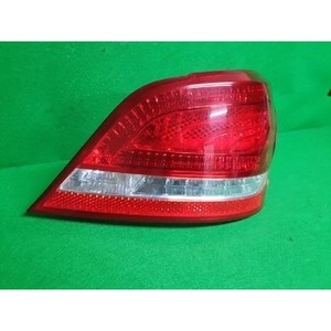 Luz Trasera Derecha Usada Equus 924023N000 - Product Image 2