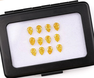 Nuevo Producto OM GEMS, Diamante Suelto Cultivado en Laboratorio, Corte Pera de 7.0x4.5 mm, Color Amarillo Fantasía, Perforado con Láser, Modelo OM9235, Tercera Marca - Product Image 4