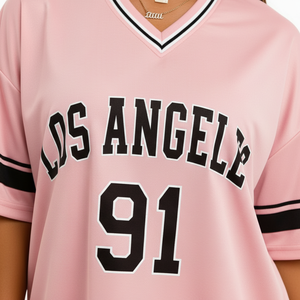 Camiseta Deportiva con Cuello en V, Antibacteriana, Impresión Personalizada, 100% Poliéster, Transpirable, Manga Corta, Diseño de Transferencia Térmica, Ligera - Product Image 2