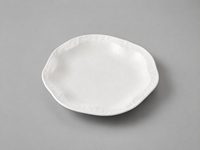 Assiette en céramique de porcelaine à texture martelée, plat de service incurvé de 10,5 pouces pour restaurants et hôtels