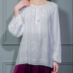 เดรสยาวปานกลางปักลายสไตล์ยูเครนสำหรับผู้หญิง คุณภาพพรีเมียม ดีไซน์ใหม่ล่าสุด ดีไซน์โดดเด่น คุณภาพเยี่ยม - Product Image 1