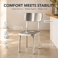Chaise de salle à manger en acier inoxydable brossé avec assise profilée pour café et restaurant modernes