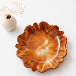 Bol en résine moderne fait main, centre de table décoratif pour la présentation de fruits, comptoir de cuisine et idées de décoration intérieure - Product Image 5