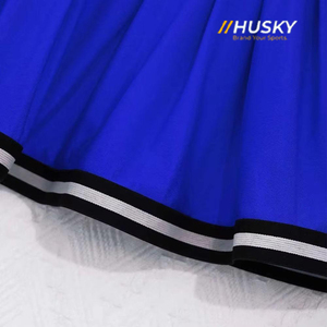 Tenues de cheerleading personnalisées HUSKY SPORTSWEAR pour filles et adultes, avec logo frontal imprimé par transfert thermique, couleurs variées pour les équipes et les compétitions. - Product Image 3