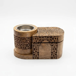 Juego de quemadores de incienso de madera con forma de mezquita, con intrincadas grabados de estrellas y copas de metal extraíbles para decoración. - Product Image 3